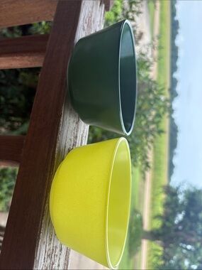 Anchor Hocking Green and Yellow Dining Mugs - Set of 2